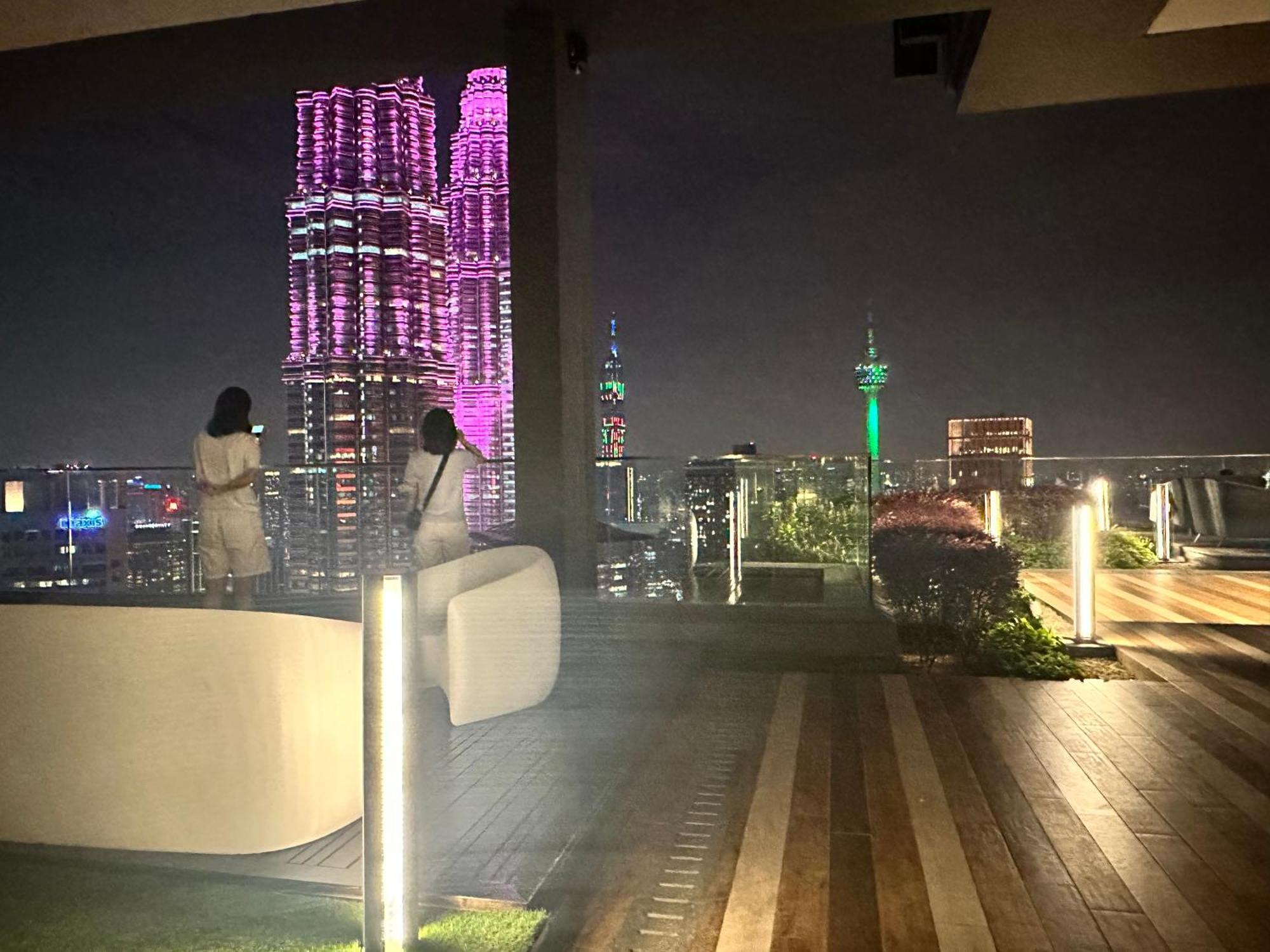 Star At Klcc By Eae Apartment Kuala Lumpur Bagian luar foto